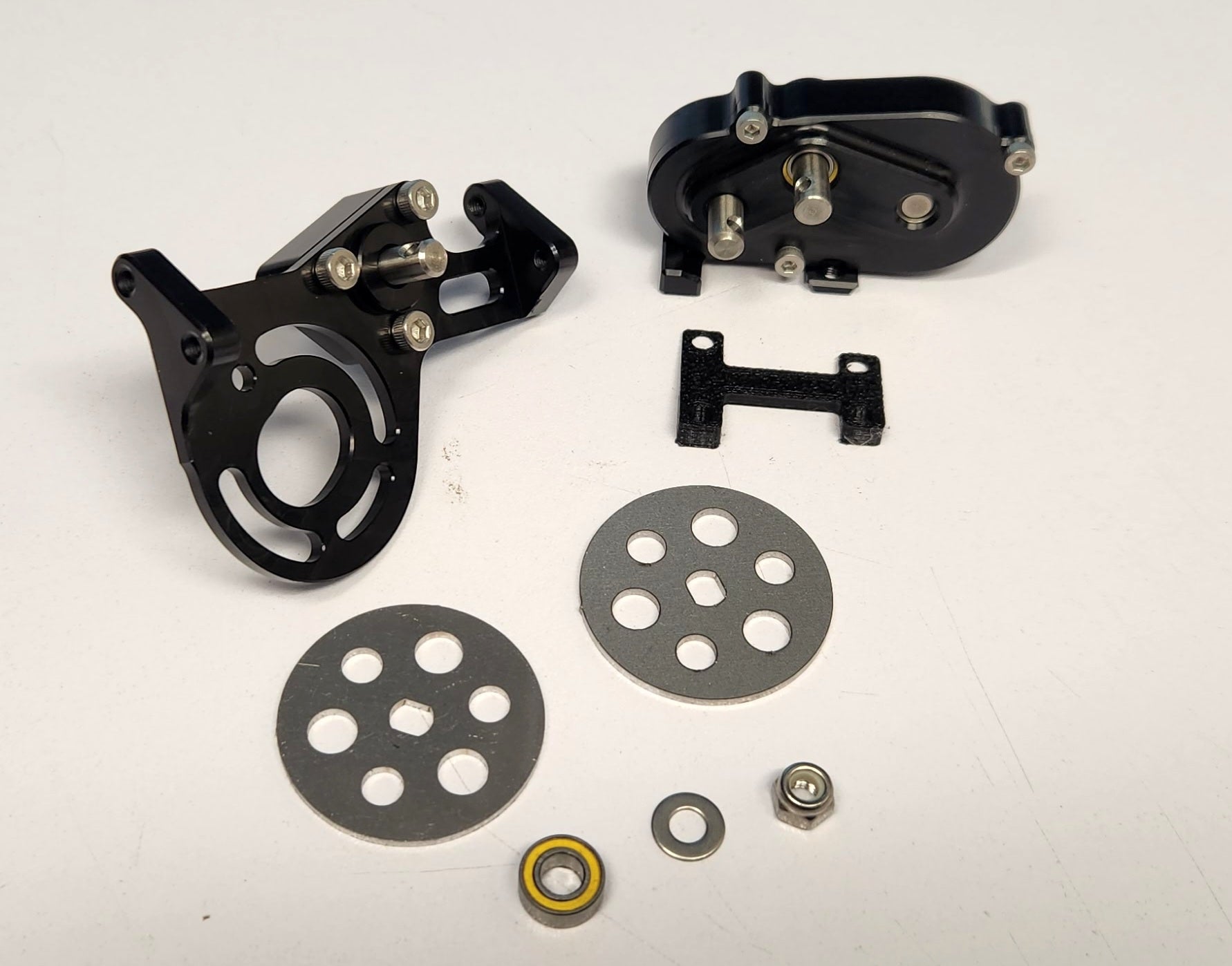 TGH Forward Motor Mount and 0% or 30% Overdrive Transfer Case package for the GS-V4 and V2-C1-FS Chassis